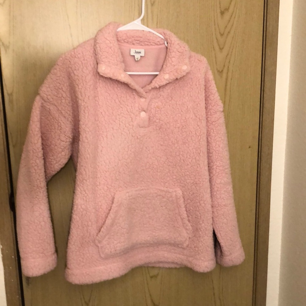 Puffy Pullover